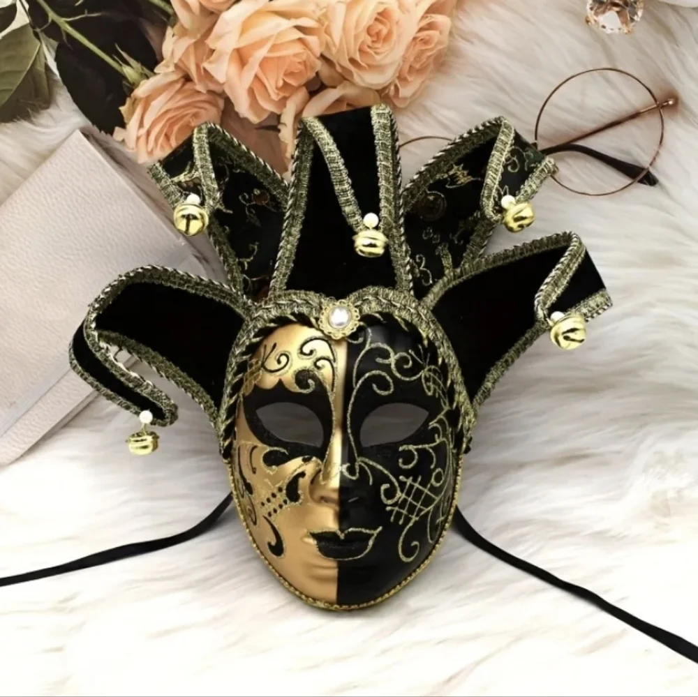 Wearable Masquerade Beautiful Mask Home Decor/ Party Decor NEW